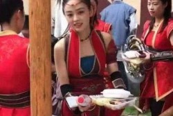 横店四川女子爆料视频播放,揭秘影视圈幕后真相